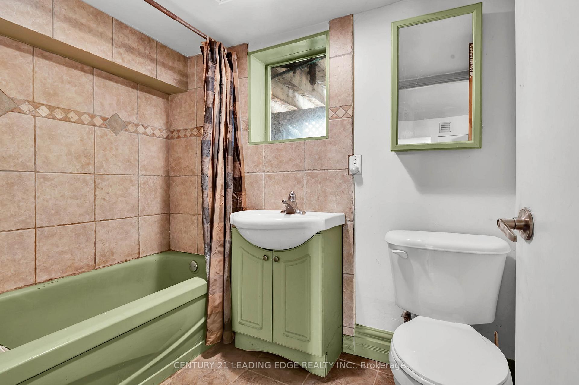Photo 19 of 7 Hunter Street, Toronto, Blake-Jones — HOMEH