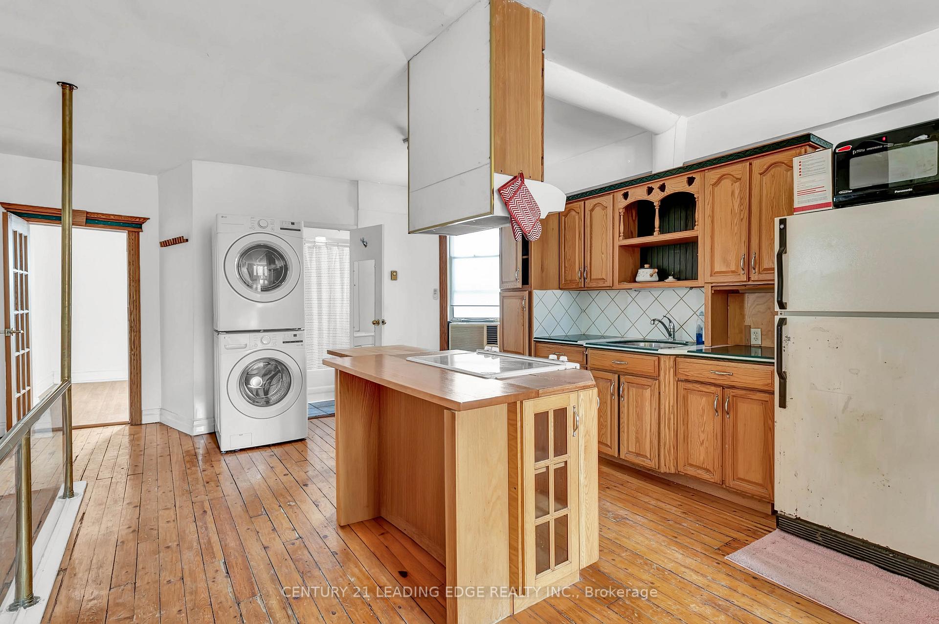 Photo 23 of 7 Hunter Street, Toronto, Blake-Jones — HOMEH