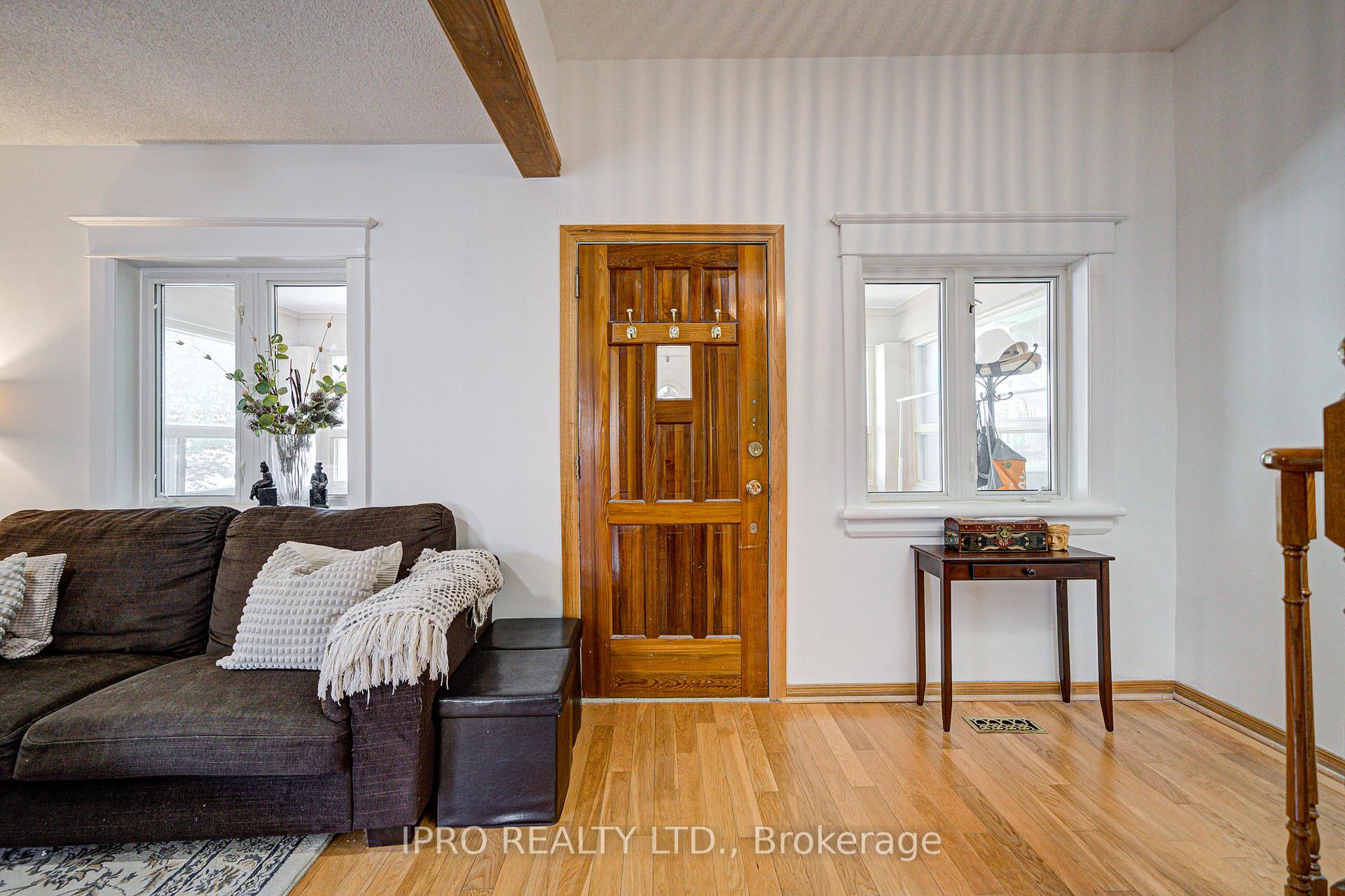 Photo 5 of 287 Queensdale Avenue, Toronto, Danforth Village-East York — HOMEH