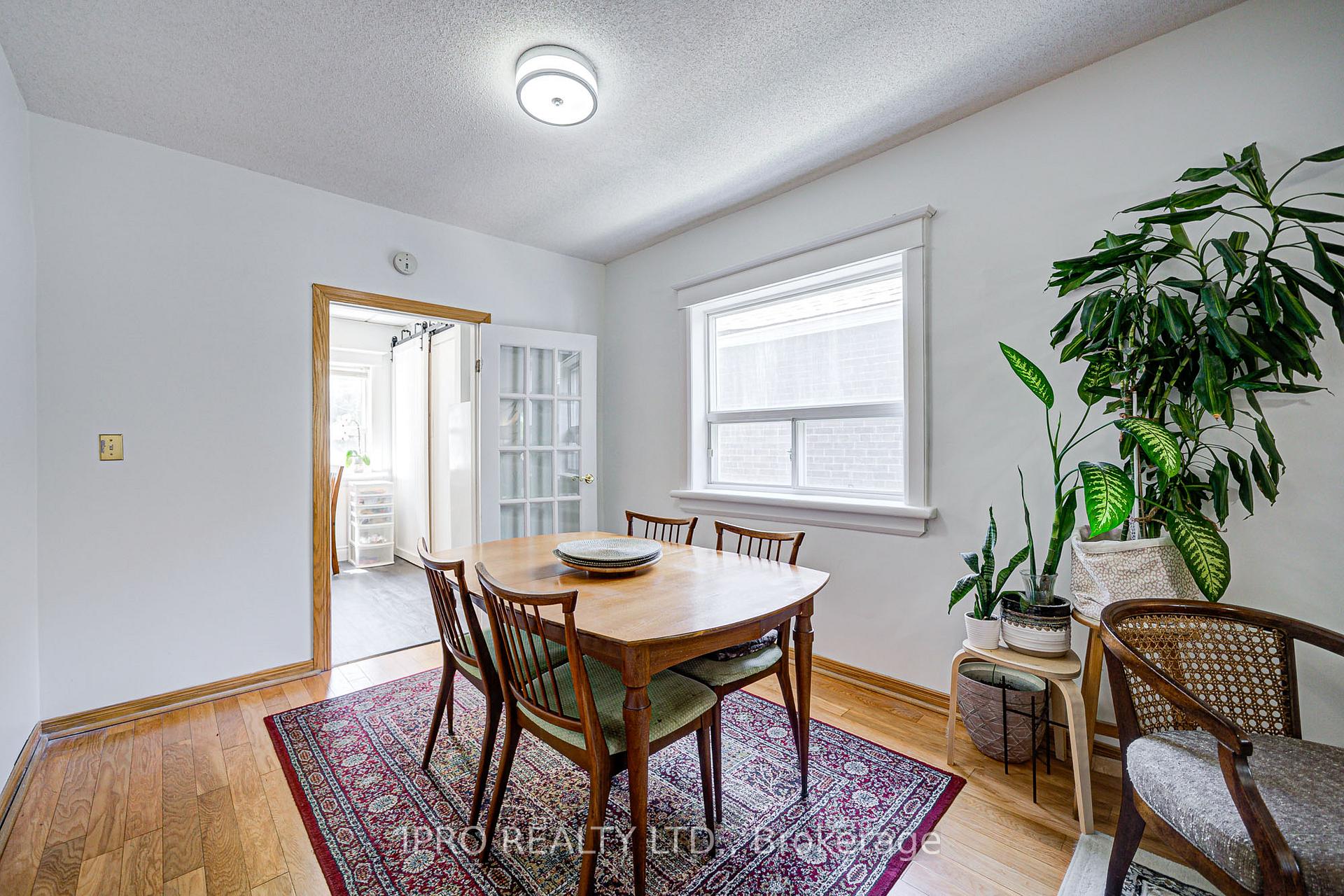 Photo 13 of 287 Queensdale Avenue, Toronto, Danforth Village-East York — HOMEH