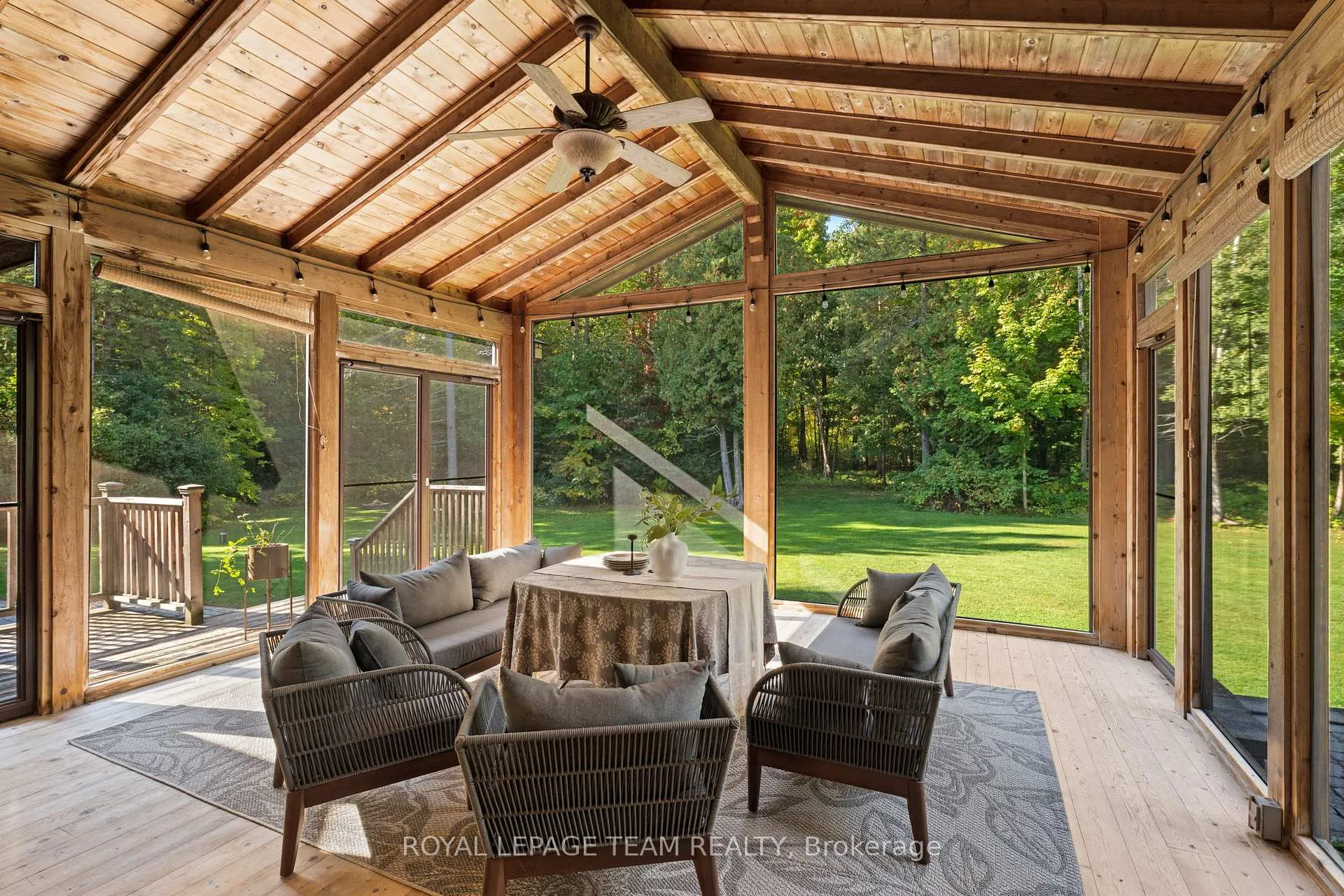 Photo 19 of 51 Marchvale Drive, Ottawa, Kanata - Rural Kanata (Central) — HOMEH