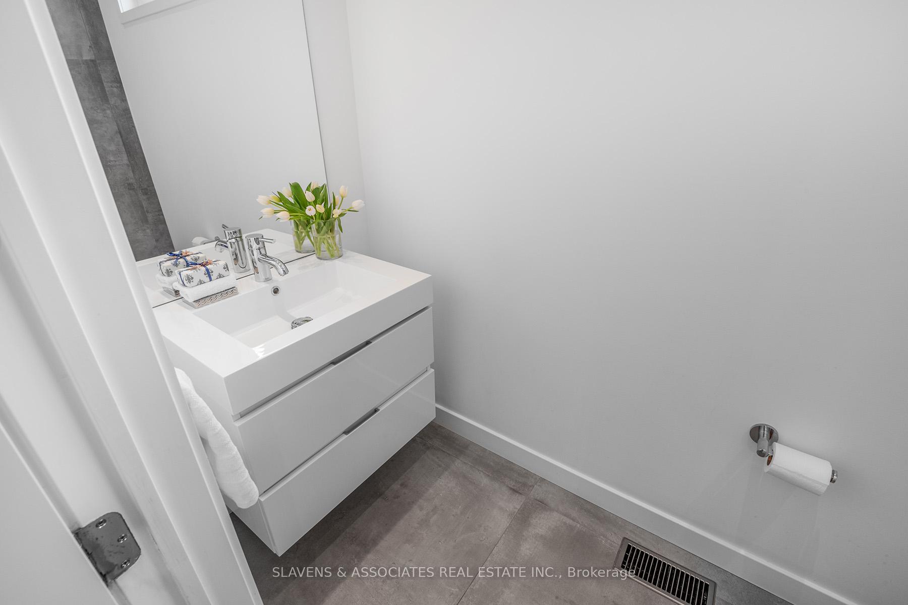 Photo 23 of 480 Atlas Avenue, Toronto, Oakwood Village — HOMEH