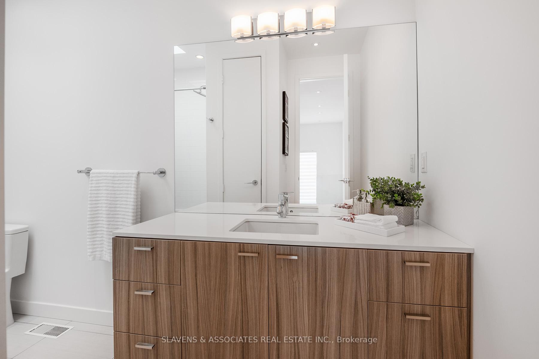Photo 26 of 480 Atlas Avenue, Toronto, Oakwood Village — HOMEH