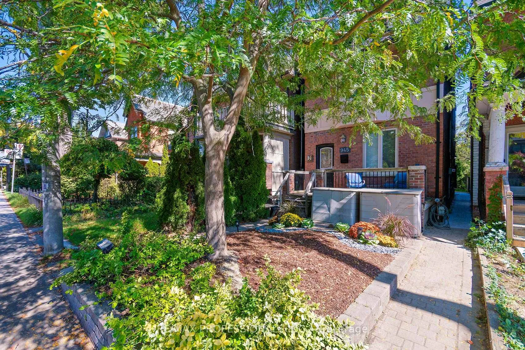 Photo 1 of 945 Logan Avenue, Toronto, Playter Estates-Danforth — HOMEH