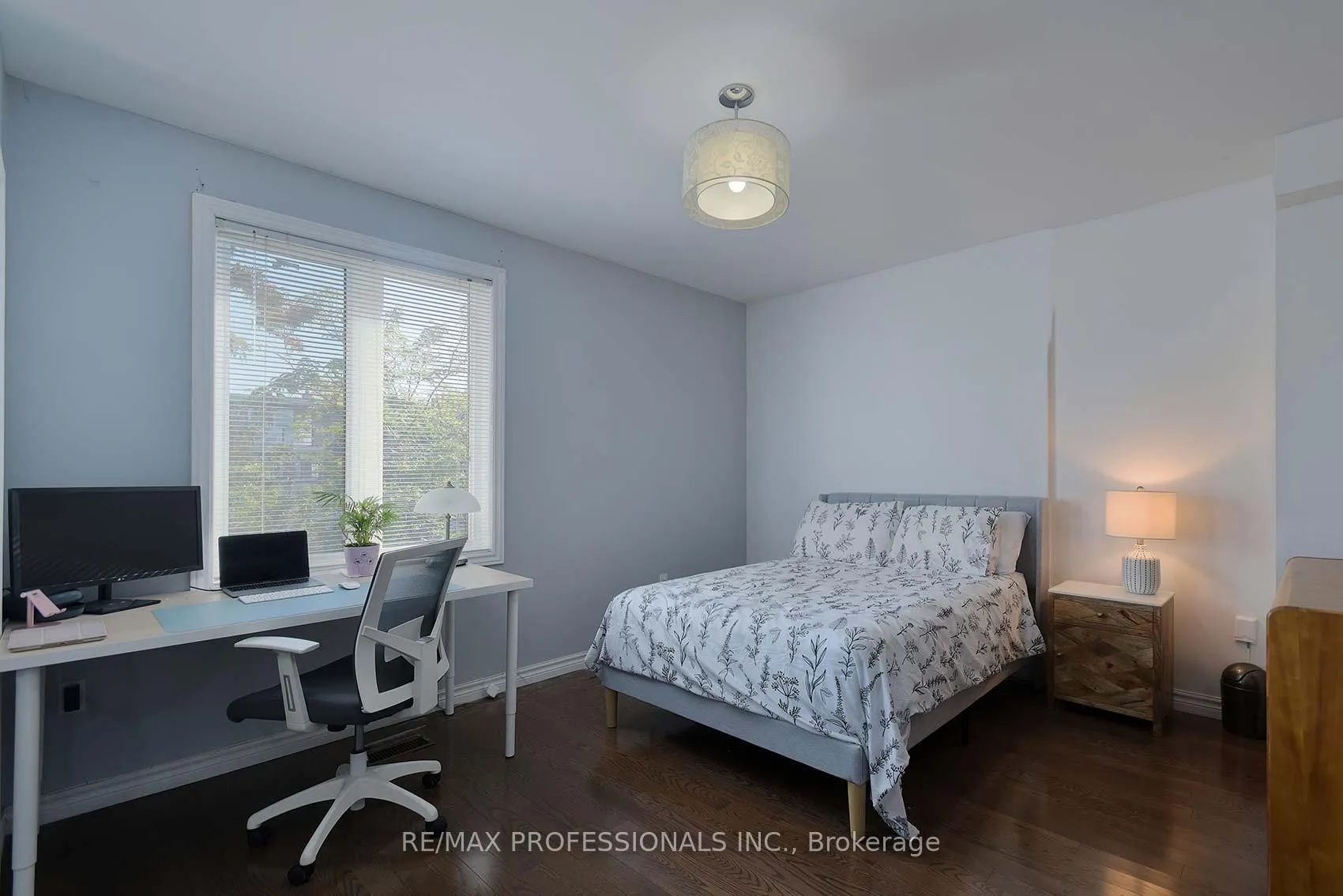Photo 15 of 945 Logan Avenue, Toronto, Playter Estates-Danforth — HOMEH