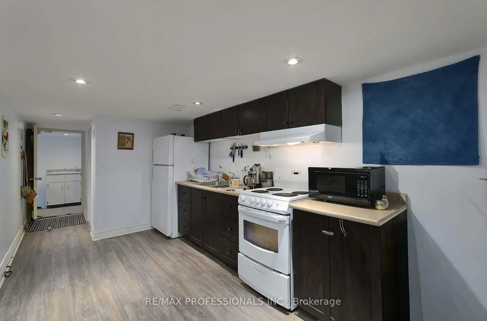Photo 29 of 945 Logan Avenue, Toronto, Playter Estates-Danforth — HOMEH