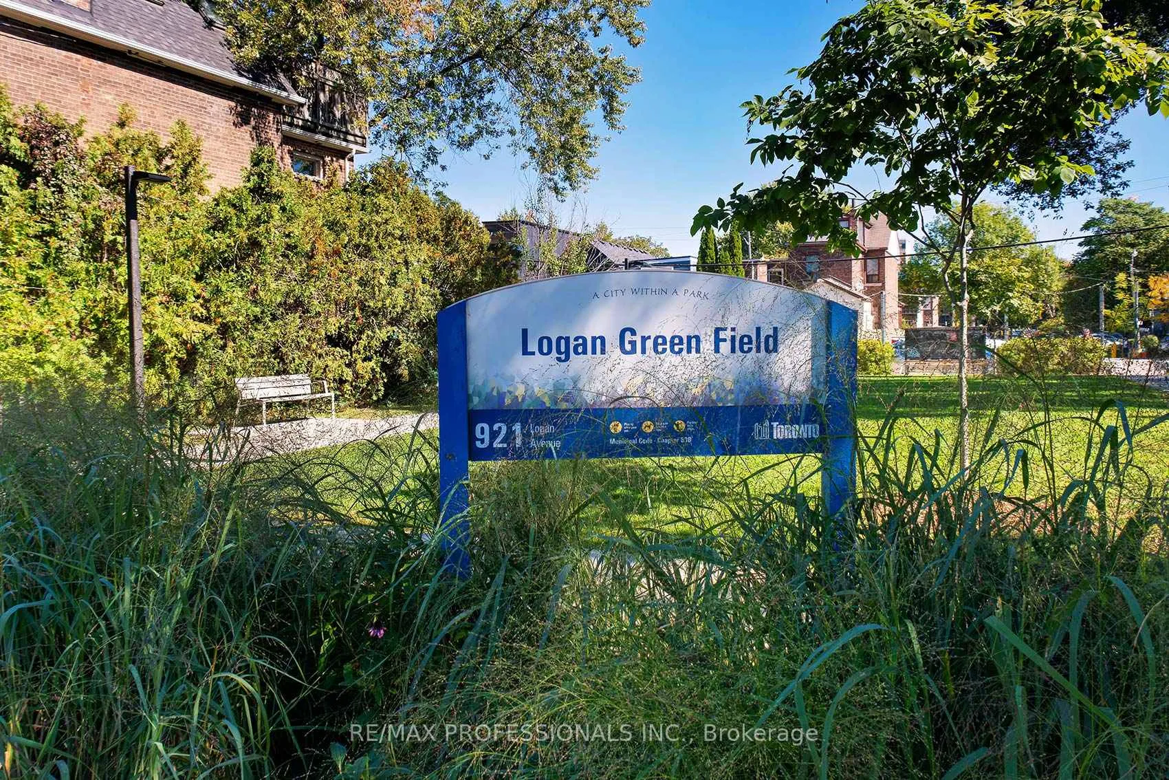 Photo 39 of 945 Logan Avenue, Toronto, Playter Estates-Danforth — HOMEH