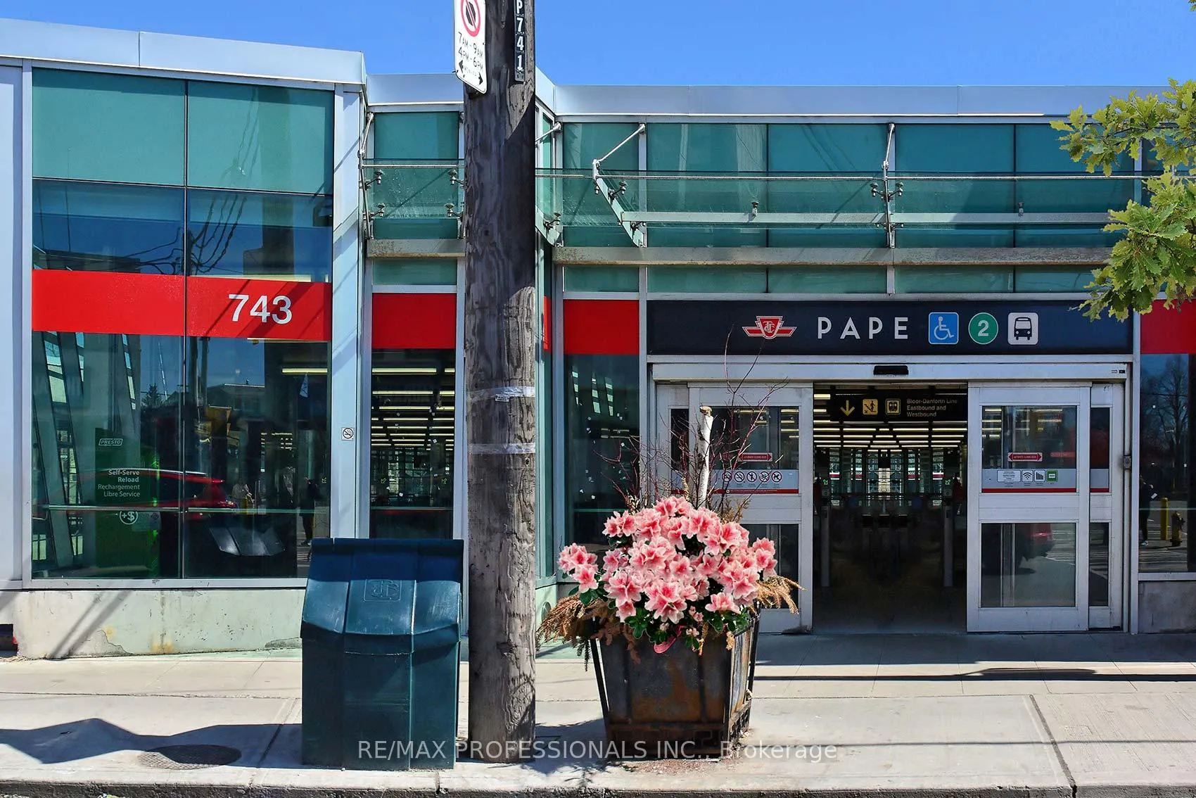 Photo 47 of 945 Logan Avenue, Toronto, Playter Estates-Danforth — HOMEH