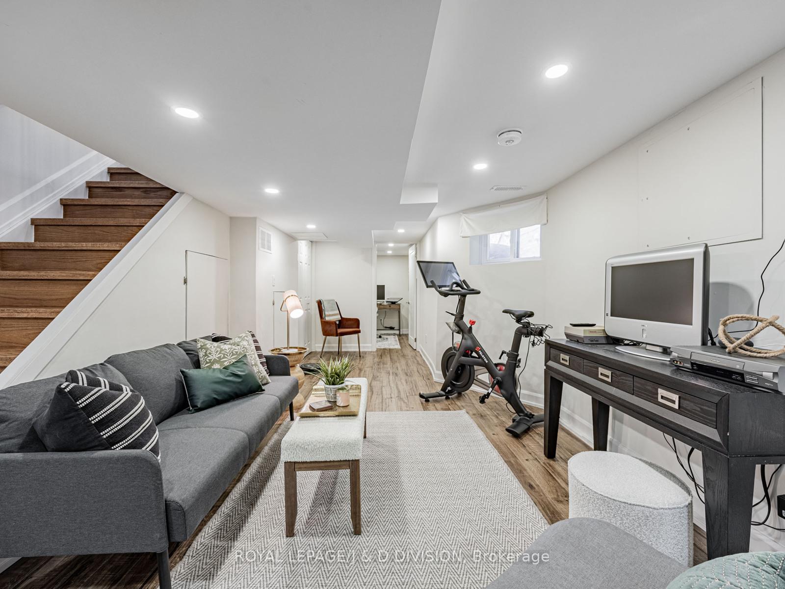 Photo 27 of 291 Highfield Road, Toronto, Greenwood-Coxwell — HOMEH