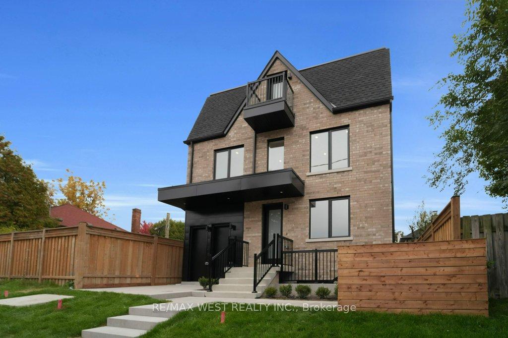 Photo 29 of Unit D, 661 Winona Drive, Toronto, Oakwood Village — HOMEH