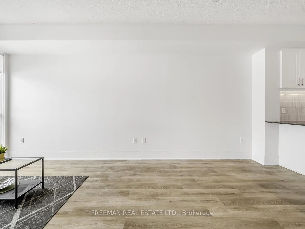 Photo 4 of Unit 618, 560 Front Street, Toronto, Waterfront Communities — HOMEH