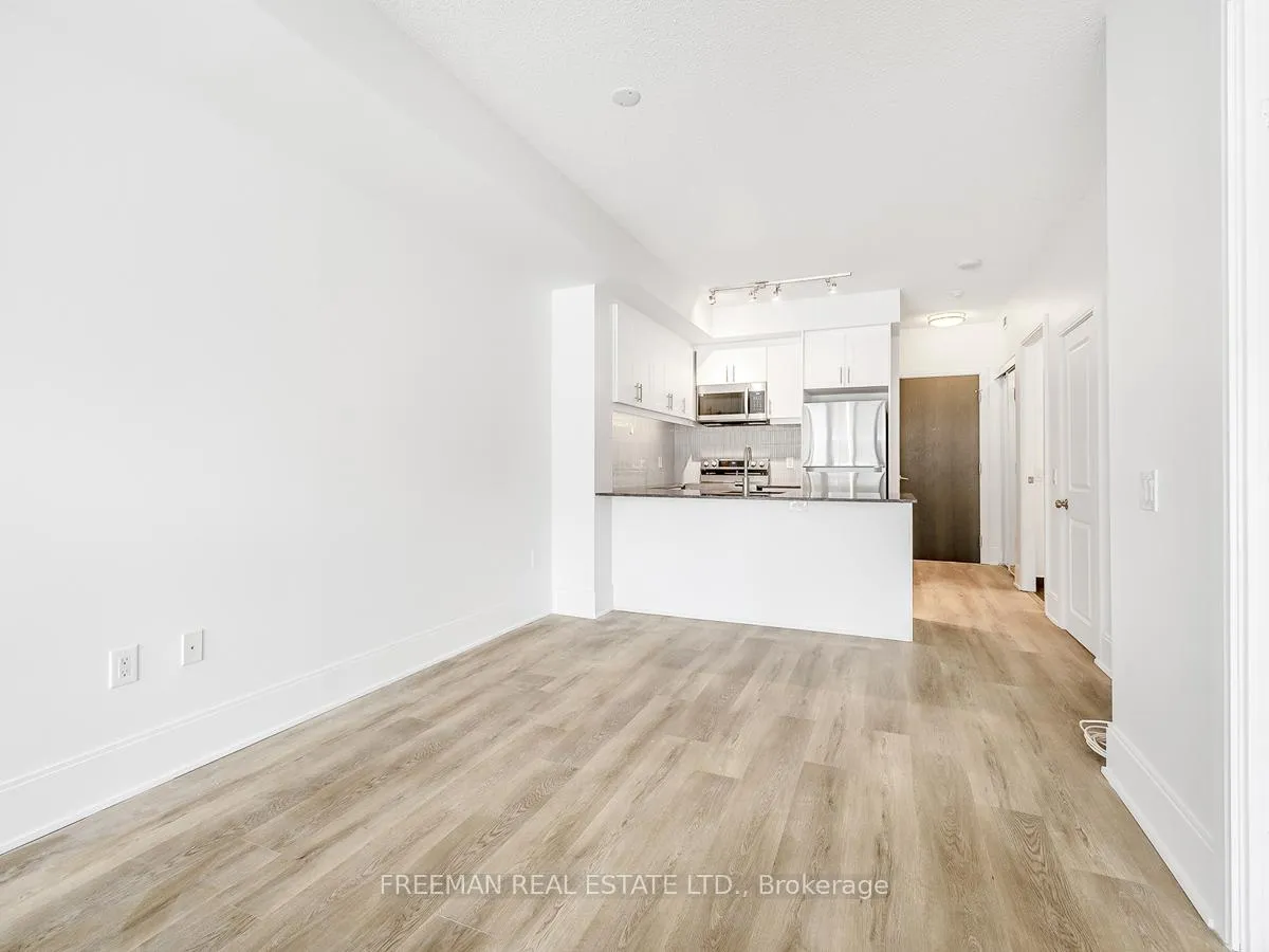 Photo 5 of Unit 618, 560 Front Street, Toronto, Waterfront Communities — HOMEH