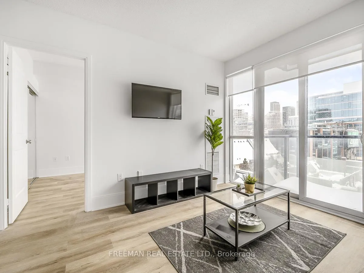 Photo 7 of Unit 618, 560 Front Street, Toronto, Waterfront Communities — HOMEH