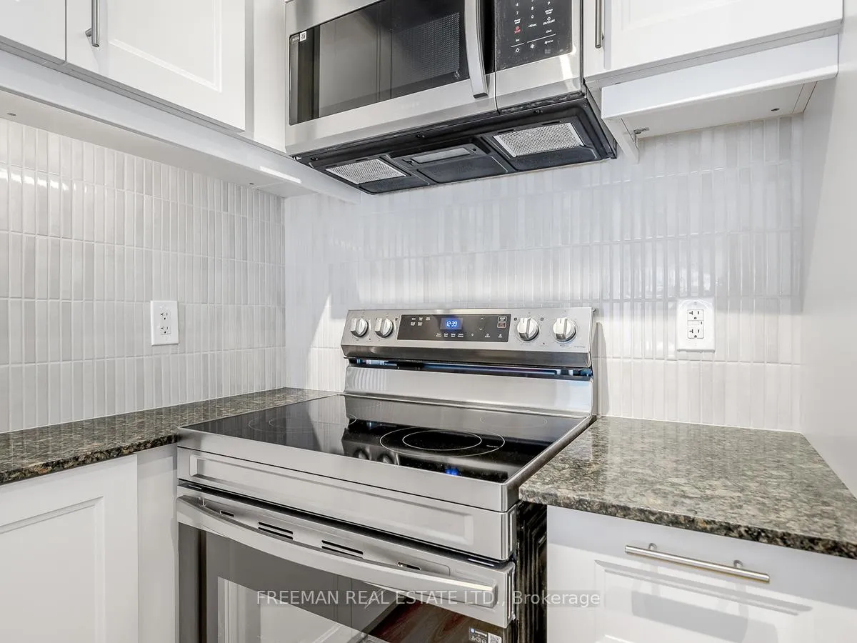 Photo 16 of Unit 618, 560 Front Street, Toronto, Waterfront Communities — HOMEH