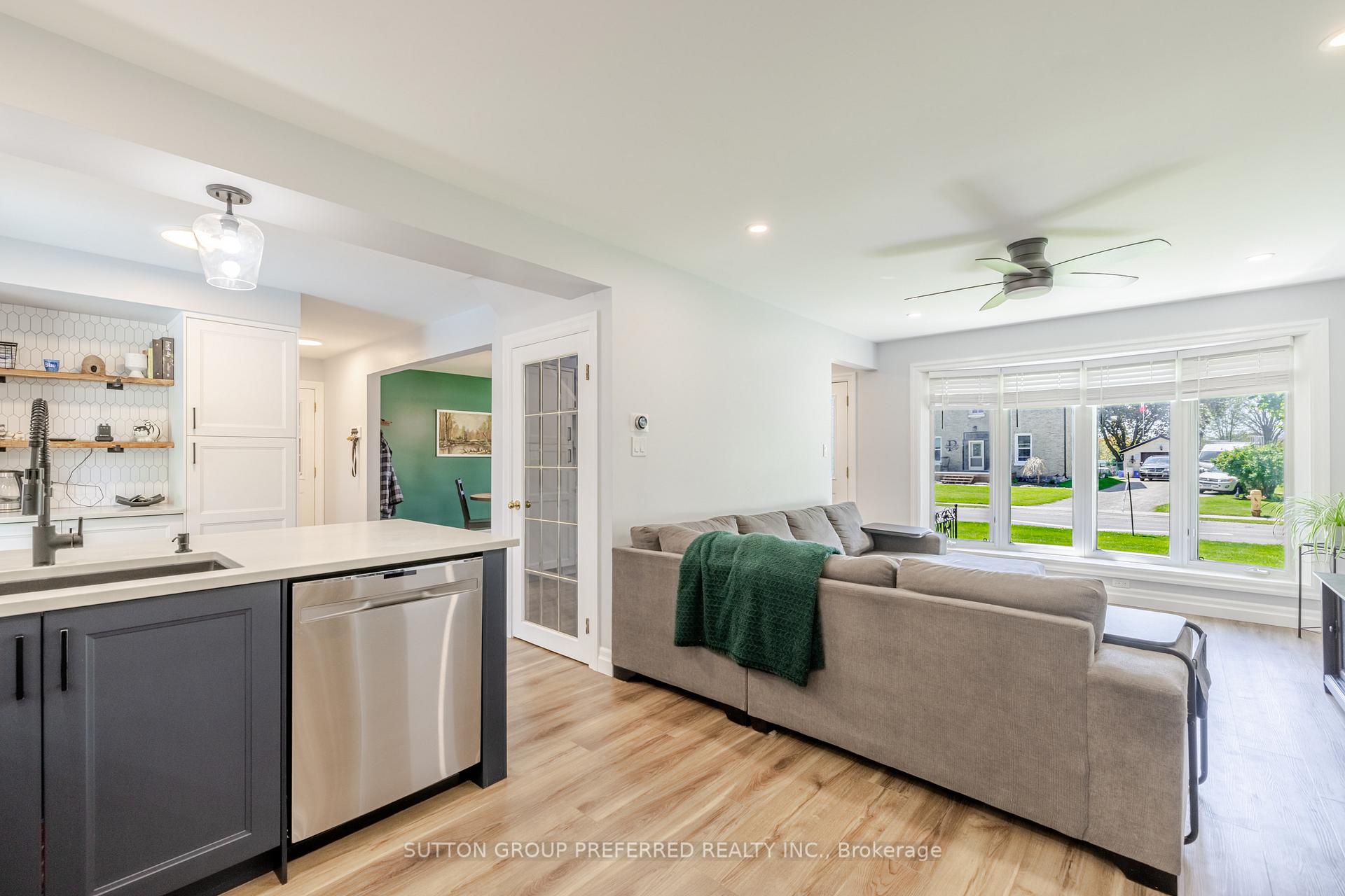 Photo 9 of 1678 Richmond Street, Thames Centre, Dorchester — HOMEH