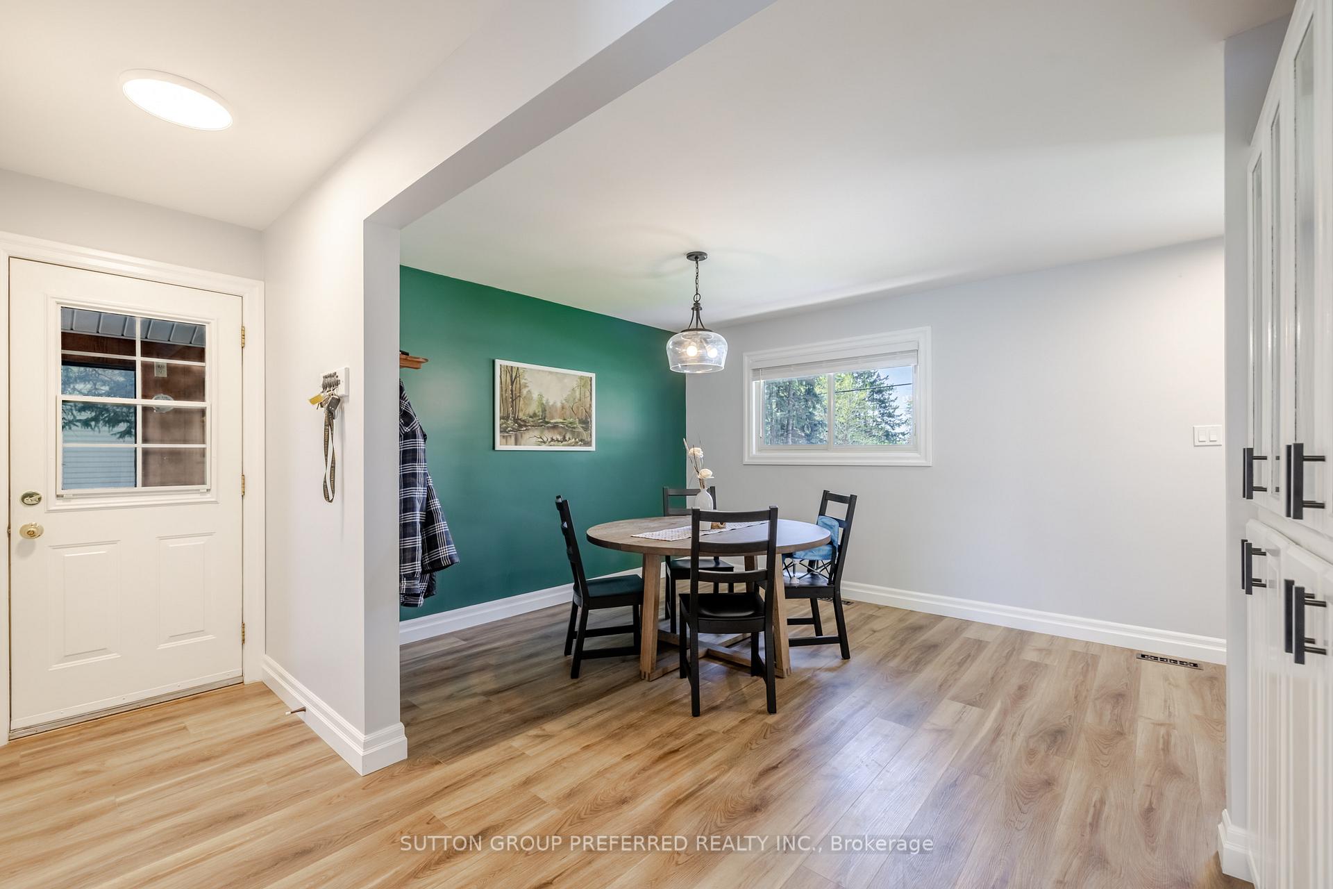 Photo 14 of 1678 Richmond Street, Thames Centre, Dorchester — HOMEH
