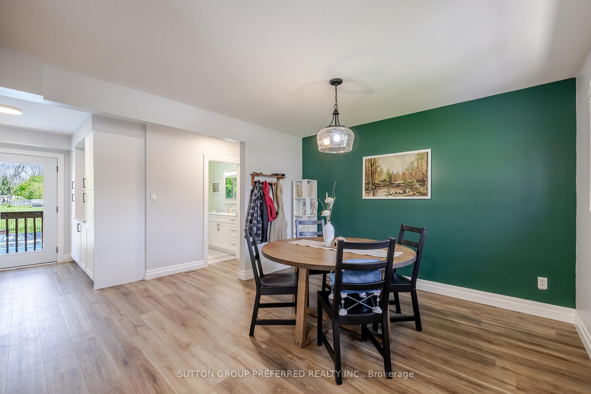 Photo 15 of 1678 Richmond Street, Thames Centre, Dorchester — HOMEH