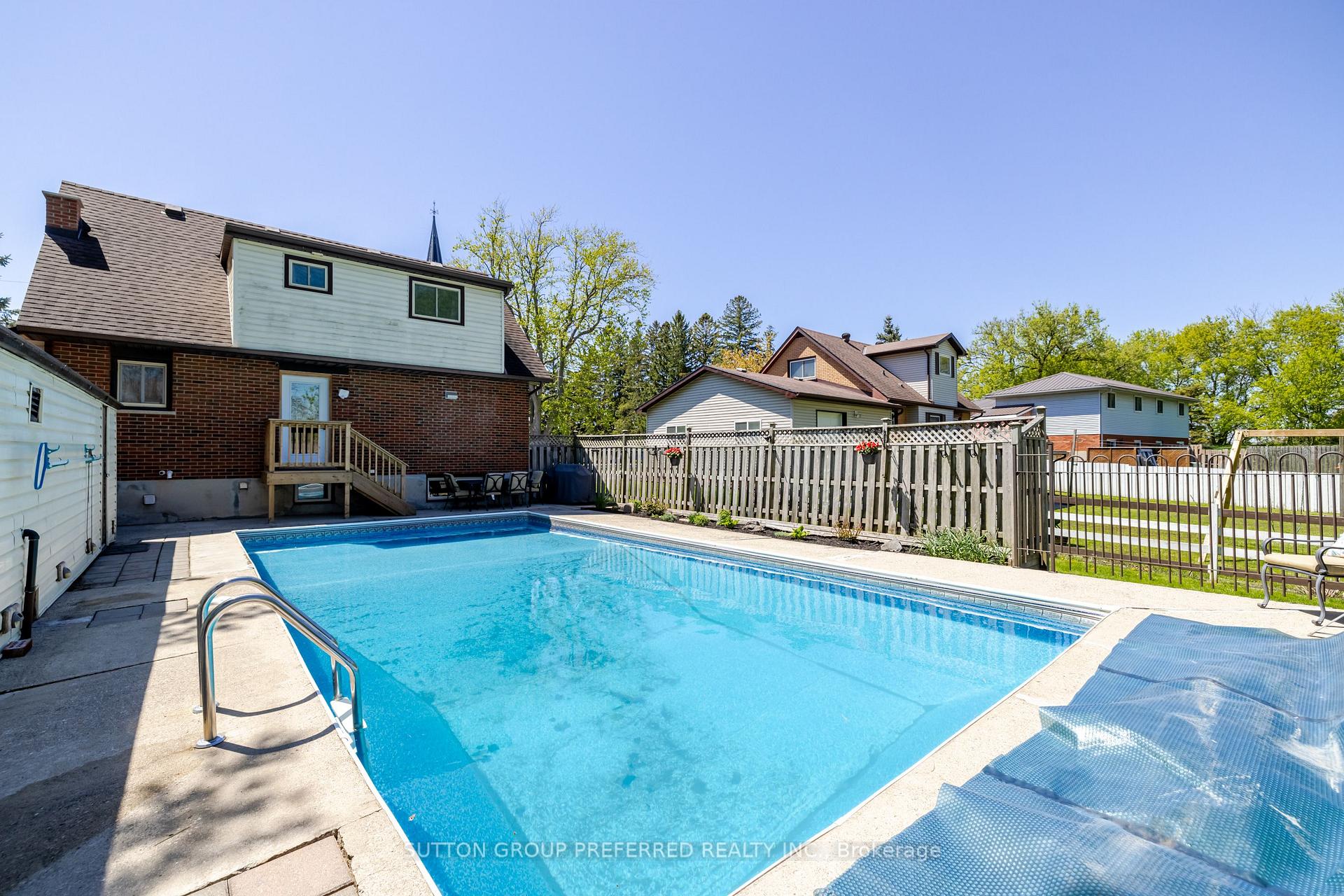 Photo 29 of 1678 Richmond Street, Thames Centre, Dorchester — HOMEH