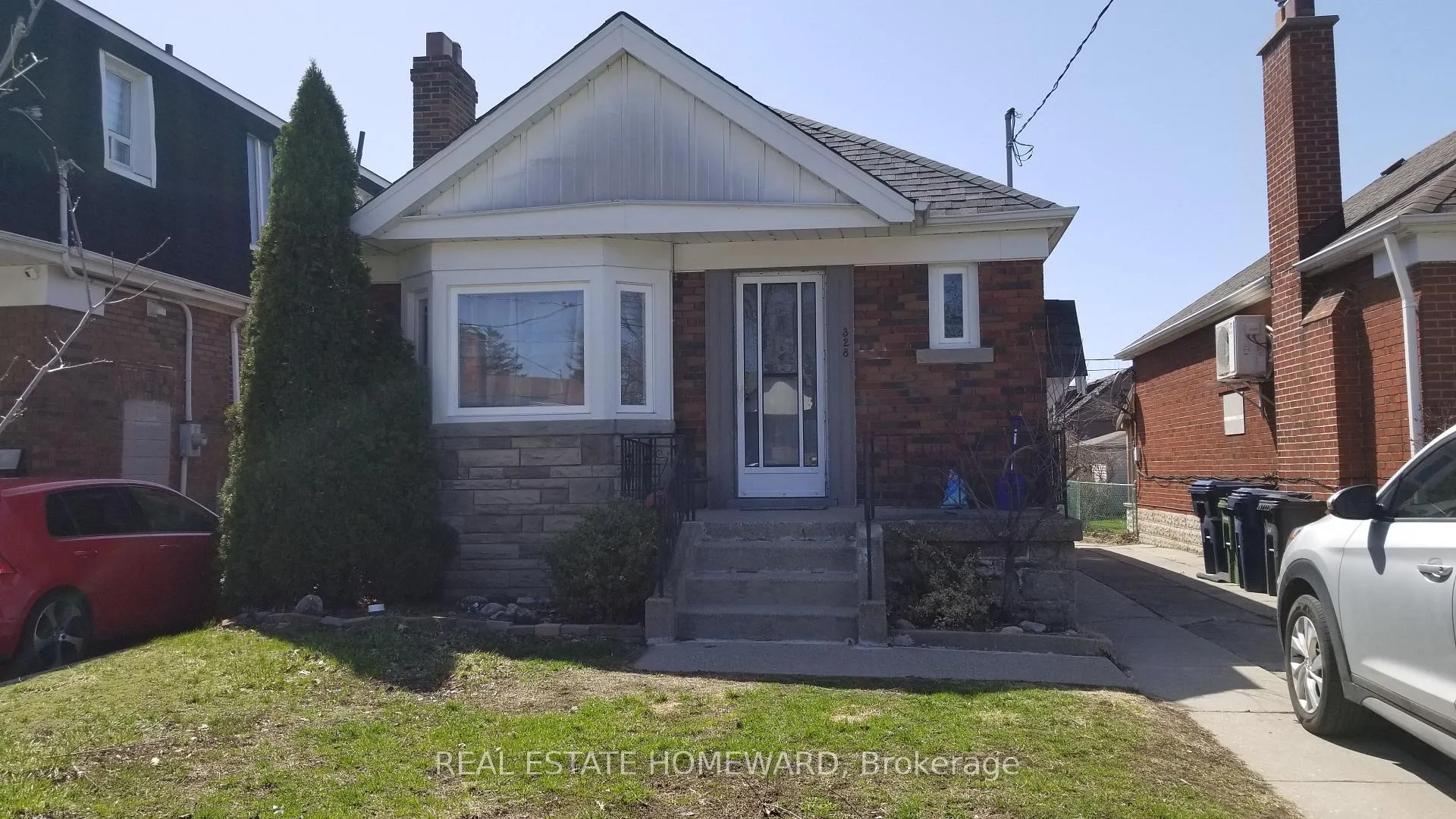 Photo 1 of Unit (lower level), 328 Linsmore Crescent, Toronto, East York — HOMEH