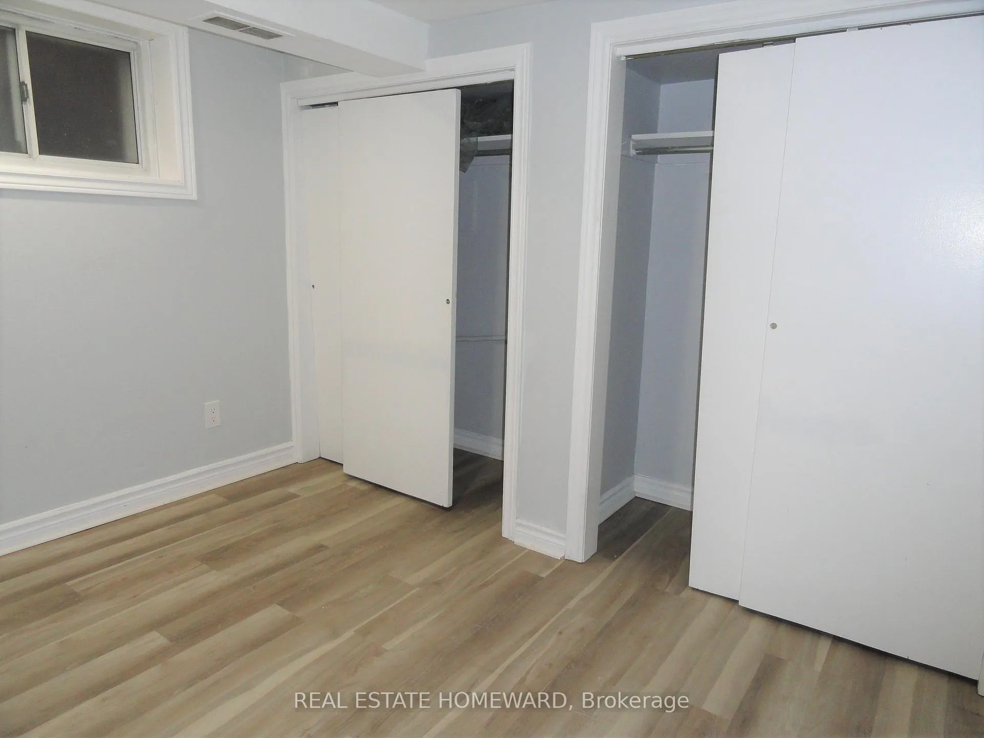 Photo 8 of Unit (lower level), 328 Linsmore Crescent, Toronto, East York — HOMEH