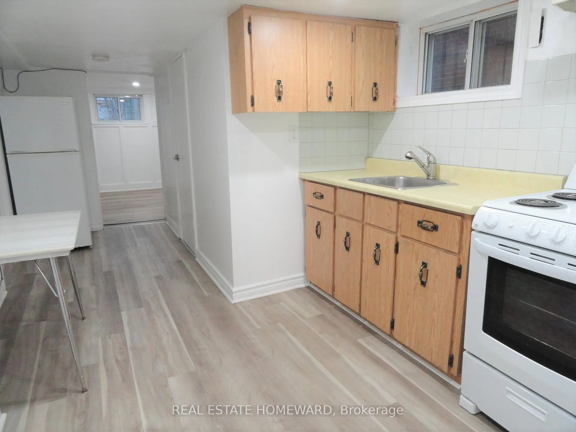 Photo 15 of Unit (lower level), 328 Linsmore Crescent, Toronto, East York — HOMEH
