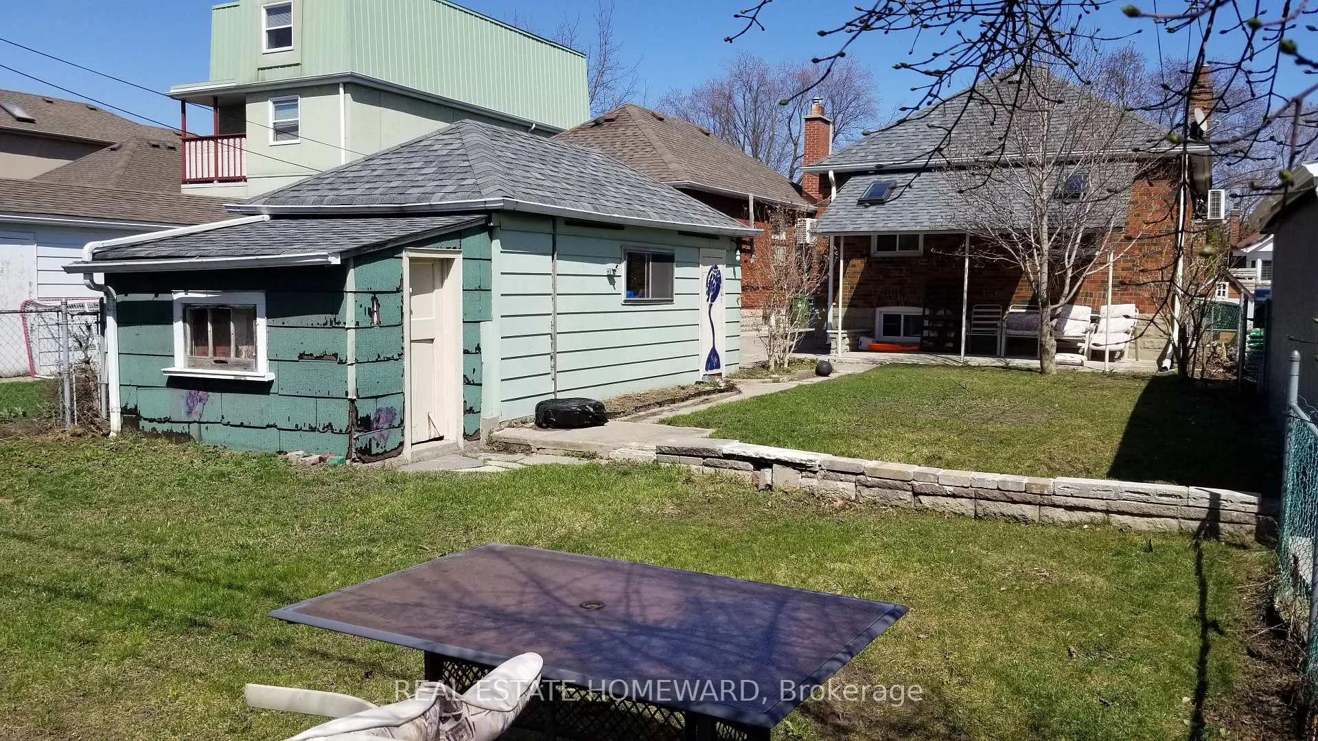 Photo 21 of Unit (lower level), 328 Linsmore Crescent, Toronto, East York — HOMEH