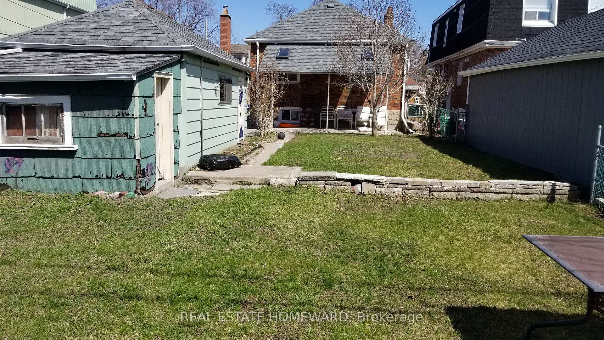 Photo 22 of Unit (lower level), 328 Linsmore Crescent, Toronto, East York — HOMEH