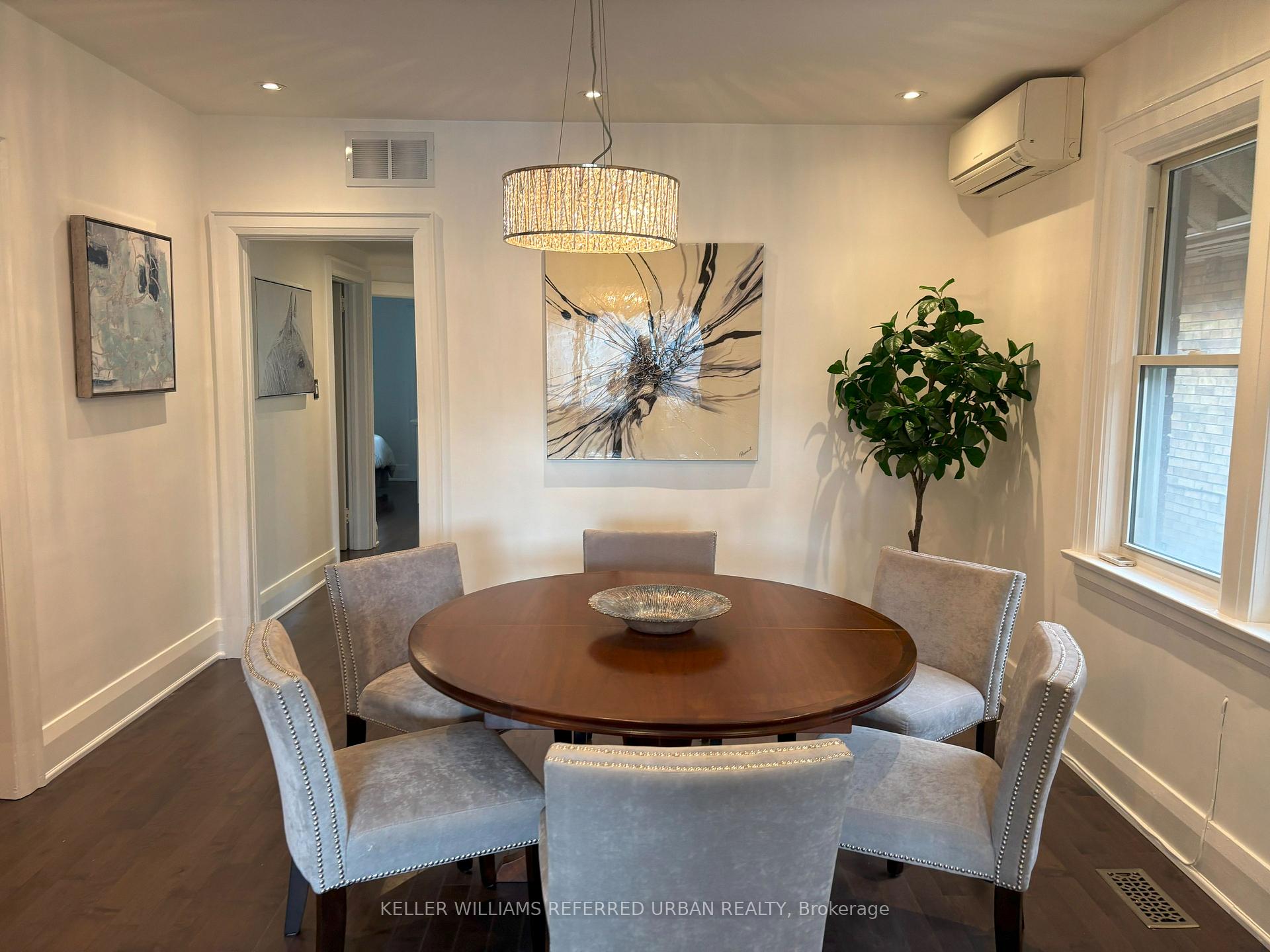 Photo 3 of Unit Upper, 971 Avenue Road, Toronto, Yonge-Eglinton — HOMEH