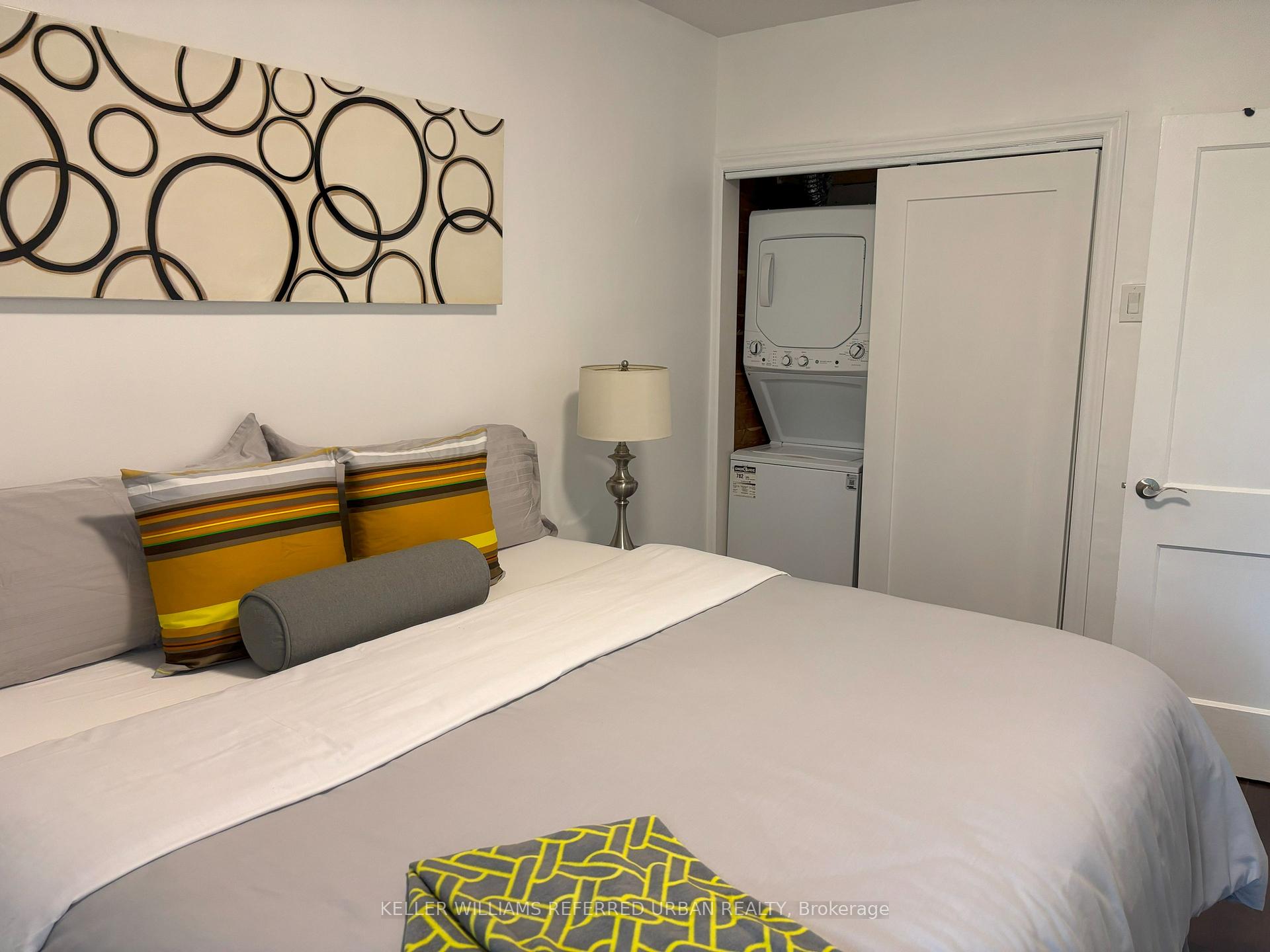 Photo 12 of Unit Upper, 971 Avenue Road, Toronto, Yonge-Eglinton — HOMEH