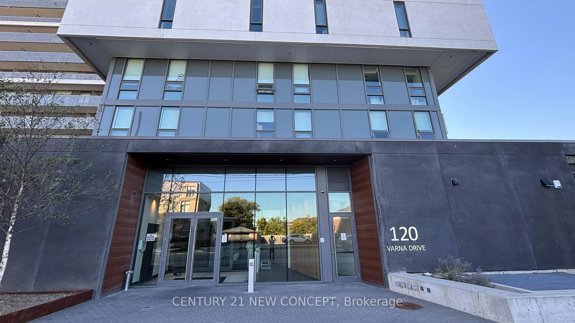 Photo 5 of Unit 1509, 120 Varna Drive, Toronto, Englemount-Lawrence — HOMEH