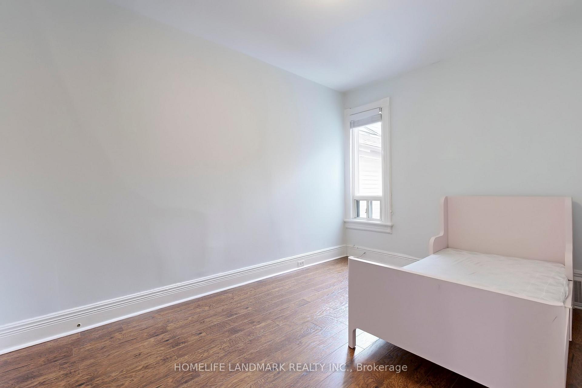 Photo 21 of 692 Gerrard Street E, Toronto, South Riverdale — HOMEH