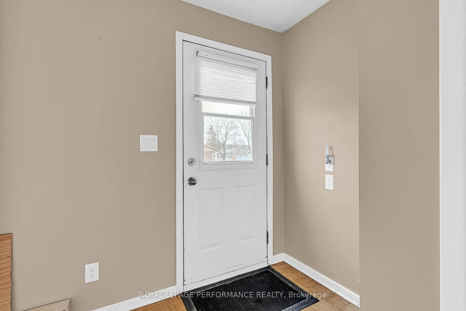 Photo 3 of 105 Balmoral Avenue, Cornwall — HOMEH