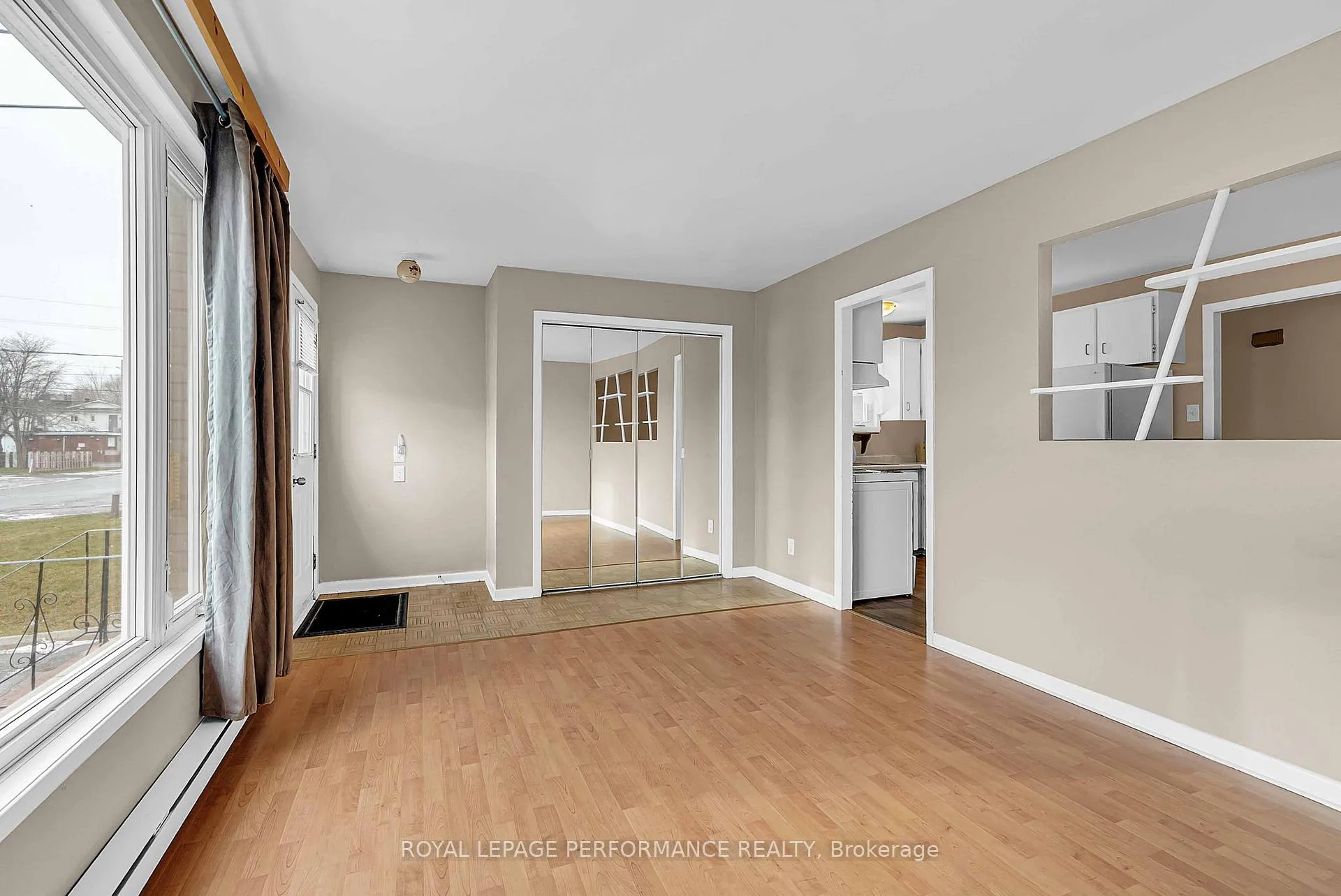 Photo 6 of 105 Balmoral Avenue, Cornwall — HOMEH