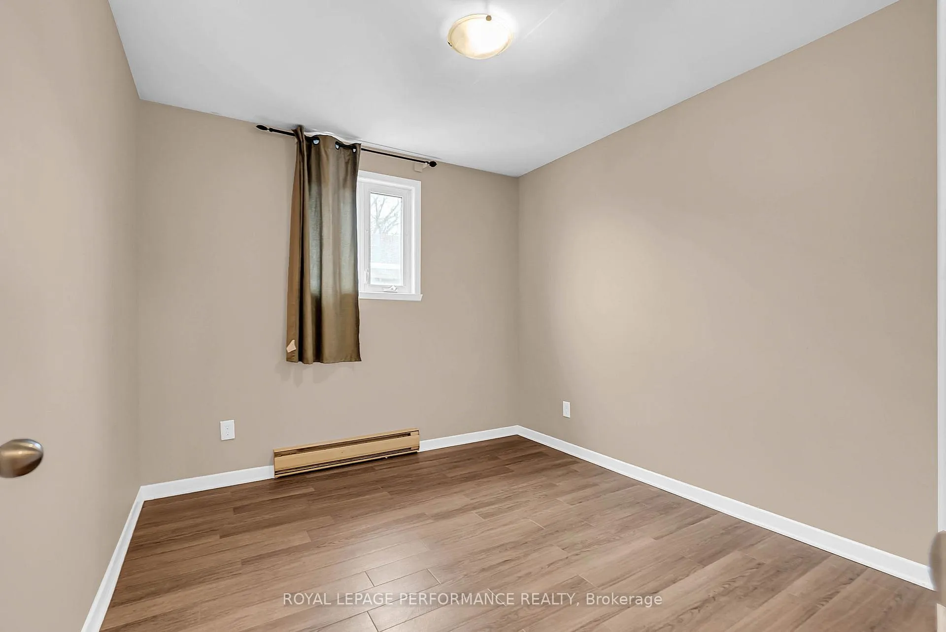 Photo 16 of 105 Balmoral Avenue, Cornwall — HOMEH