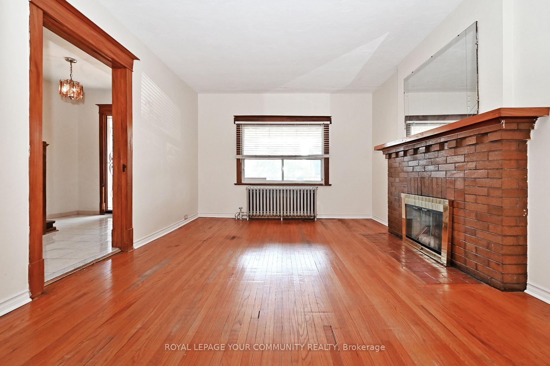 Photo 6 of 284 Wolverleigh Boulevard, Toronto, Danforth — HOMEH