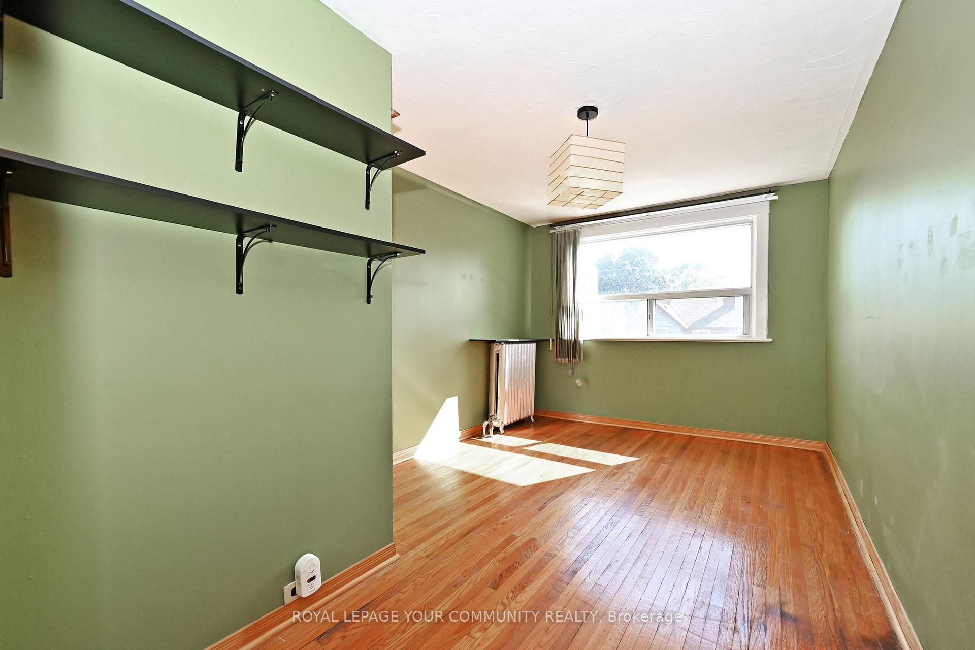 Photo 24 of 284 Wolverleigh Boulevard, Toronto, Danforth — HOMEH