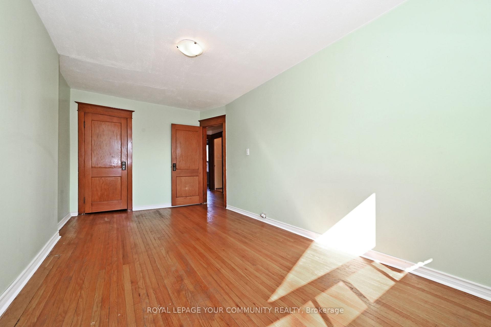 Photo 29 of 284 Wolverleigh Boulevard, Toronto, Danforth — HOMEH