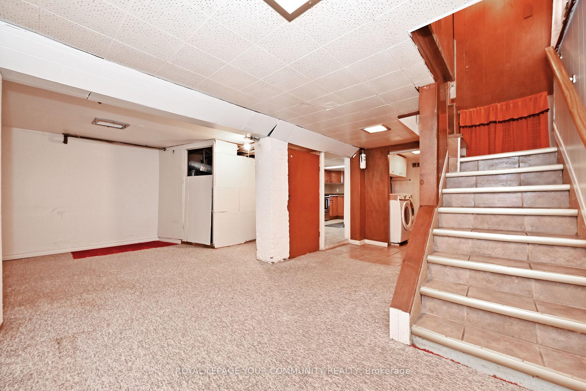 Photo 37 of 284 Wolverleigh Boulevard, Toronto, Danforth — HOMEH