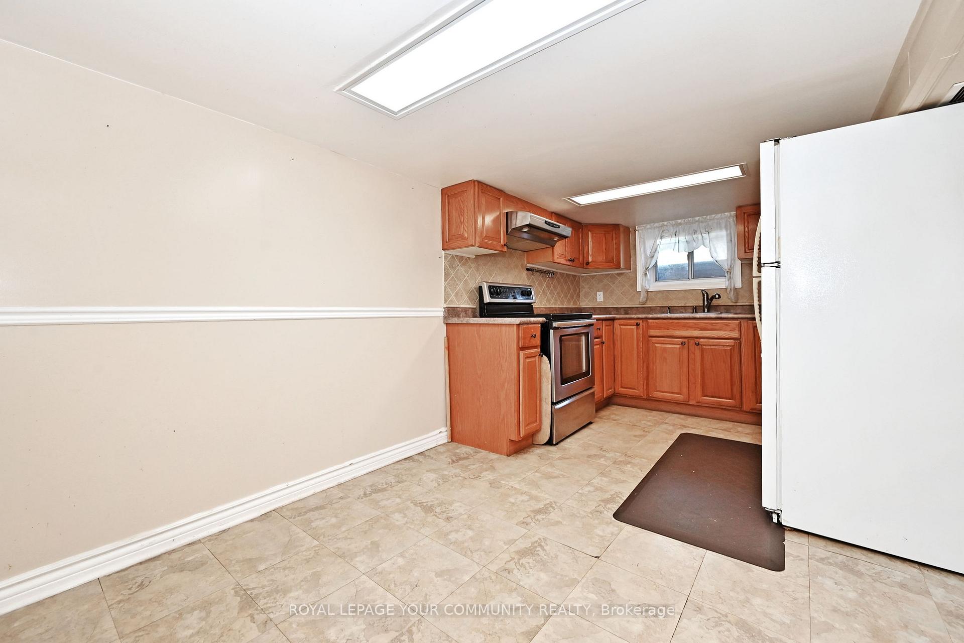 Photo 38 of 284 Wolverleigh Boulevard, Toronto, Danforth — HOMEH