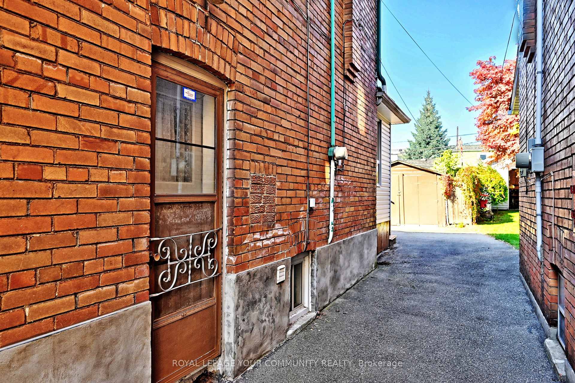 Photo 43 of 284 Wolverleigh Boulevard, Toronto, Danforth — HOMEH