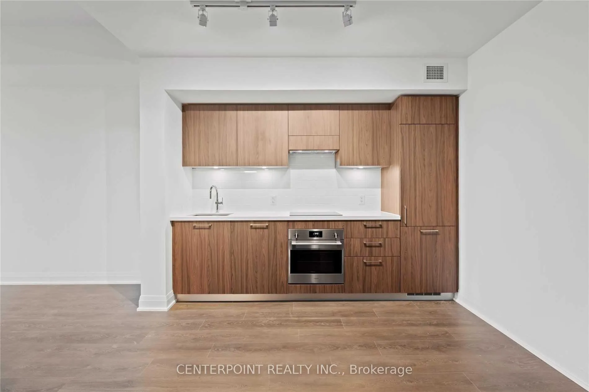 Photo 5 of Unit 617, 33 Frederick Todd Way, Toronto, Thorncliffe Park — HOMEH