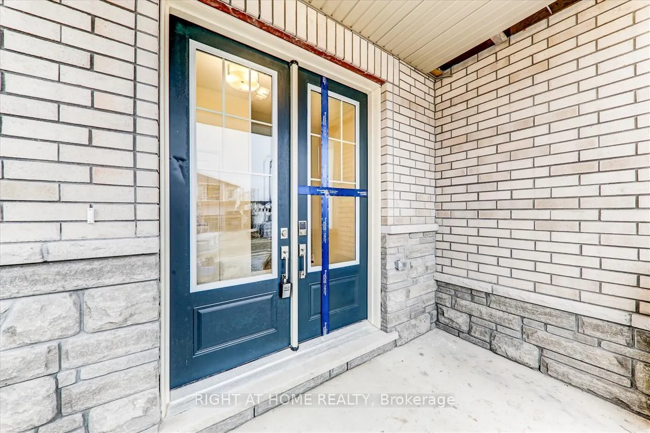 Photo 2 of 9 Sweet Cicely Street, Springwater, Midhurst — HOMEH