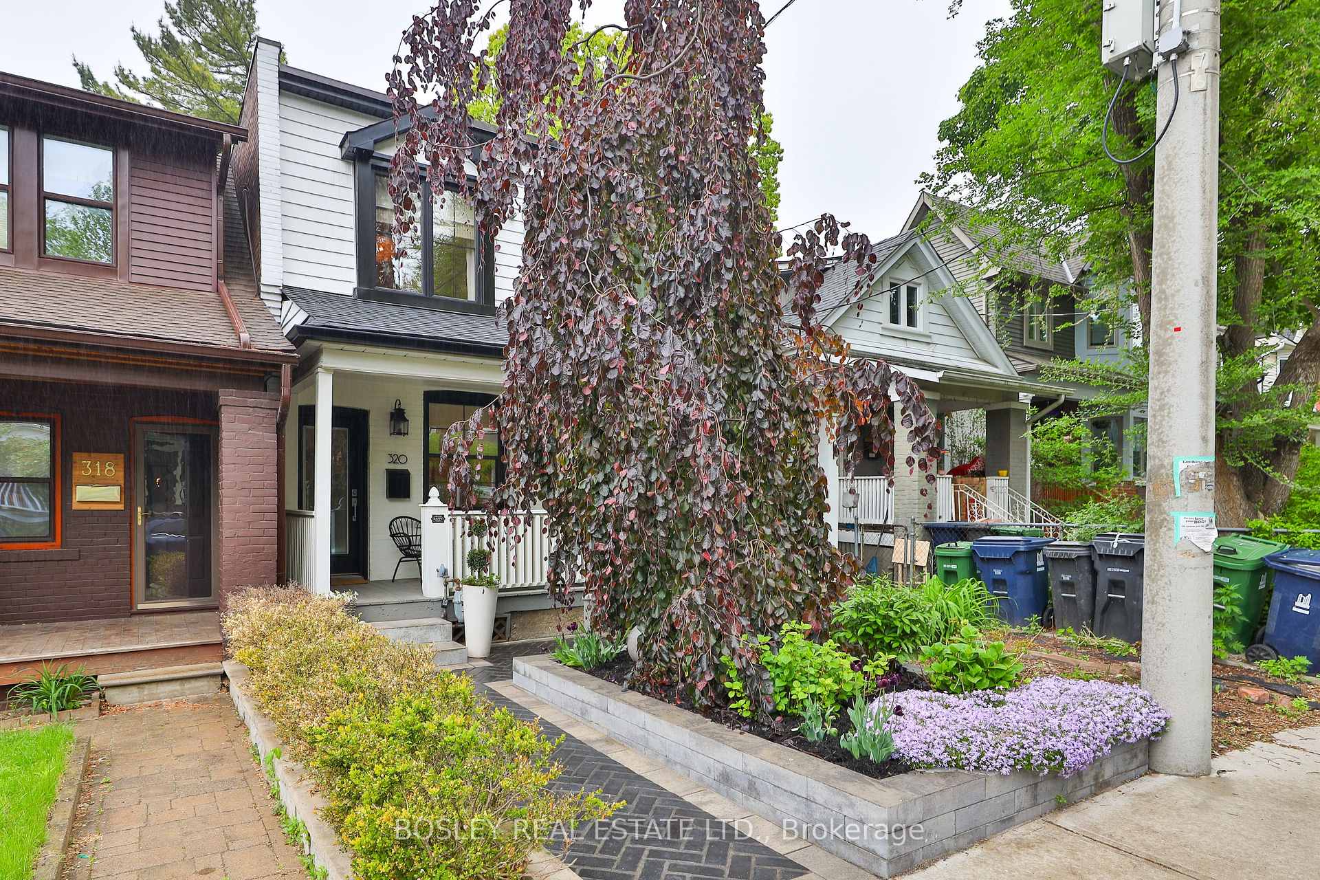 Front of 320 Highfield Road