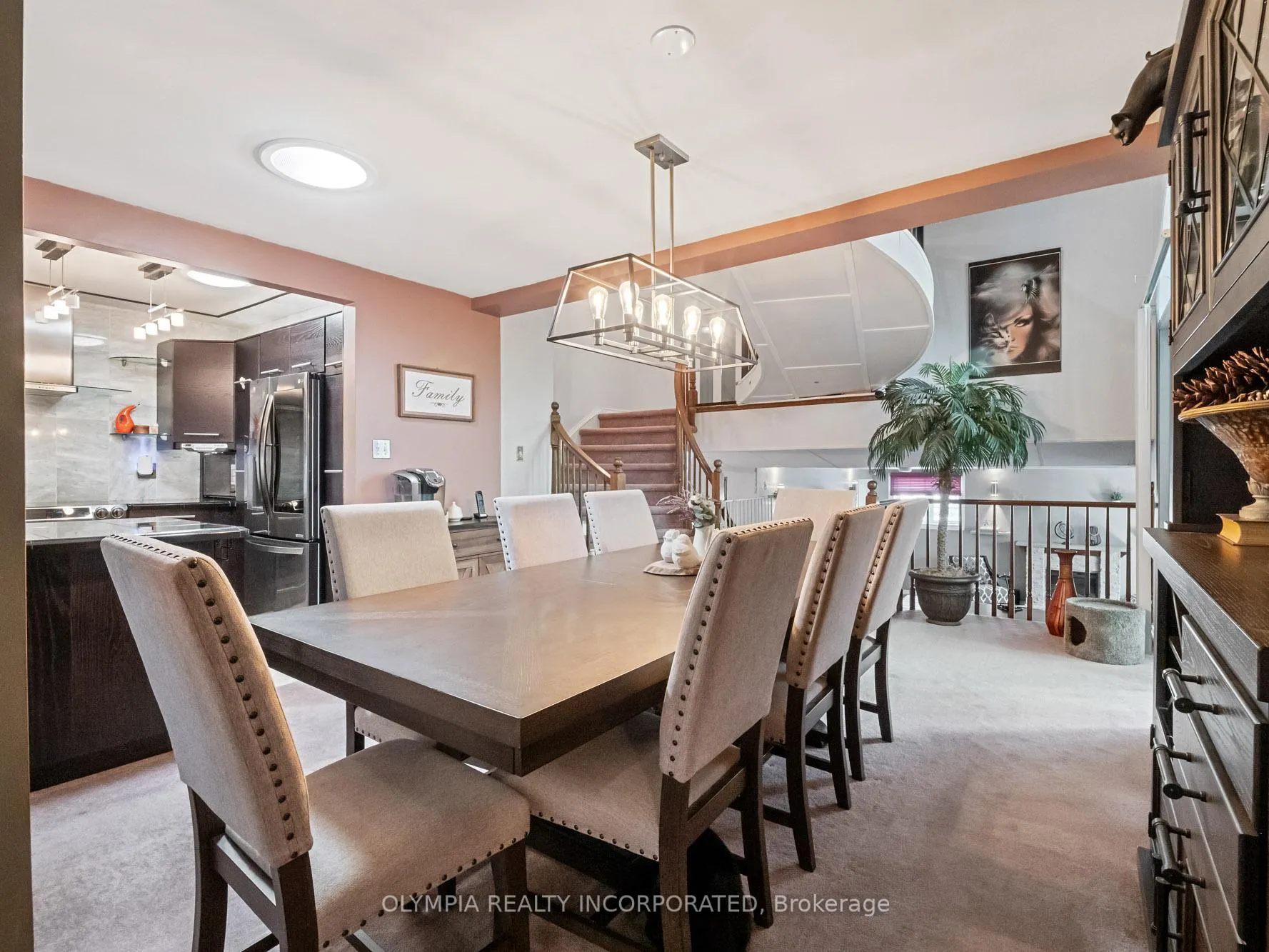 Photo 6 of 6155 Valley Way, Niagara Falls, Cherrywood — HOMEH