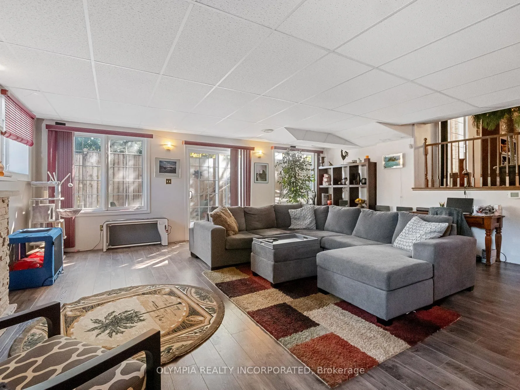 Photo 18 of 6155 Valley Way, Niagara Falls, Cherrywood — HOMEH