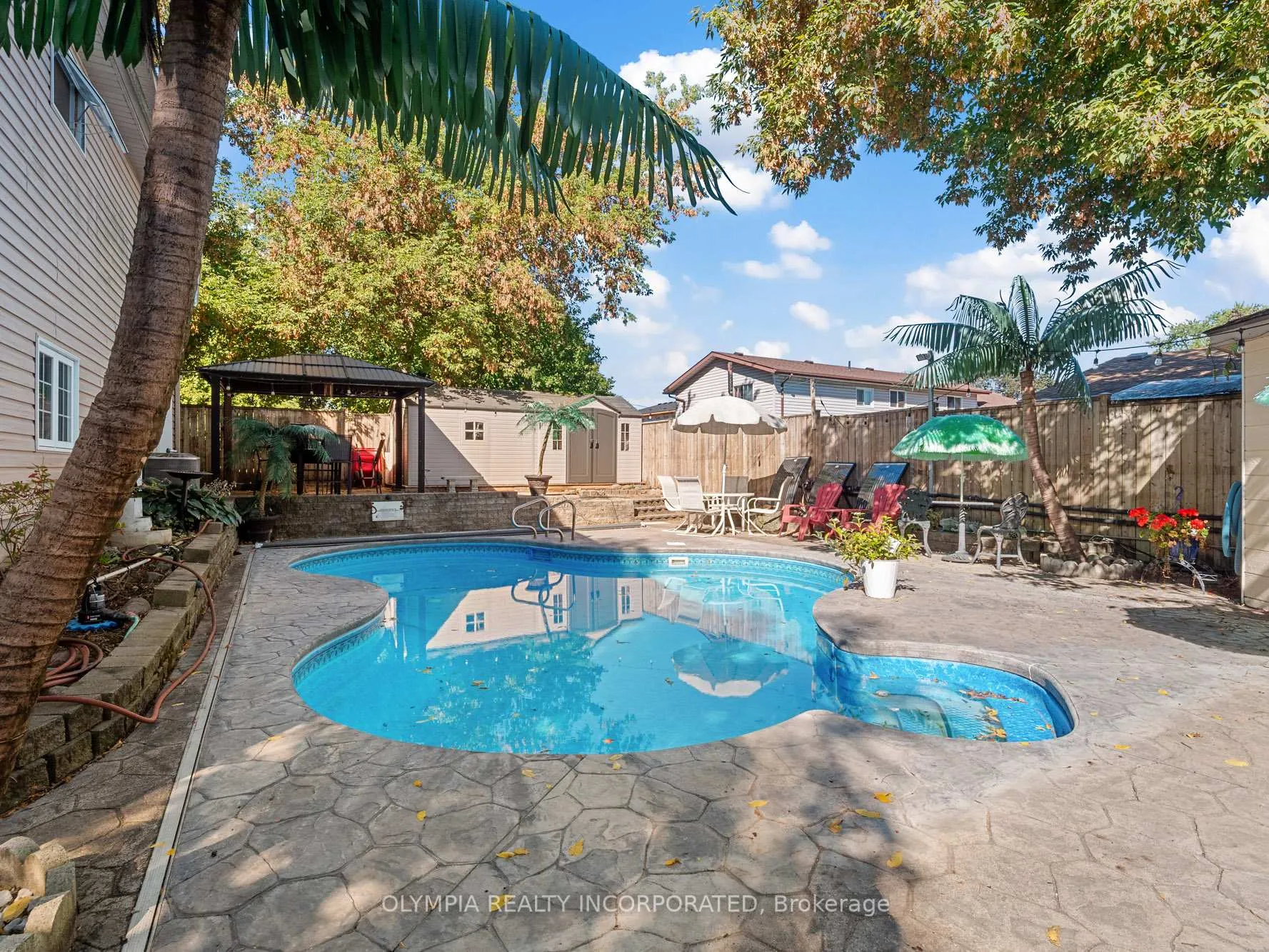 Photo 26 of 6155 Valley Way, Niagara Falls, Cherrywood — HOMEH