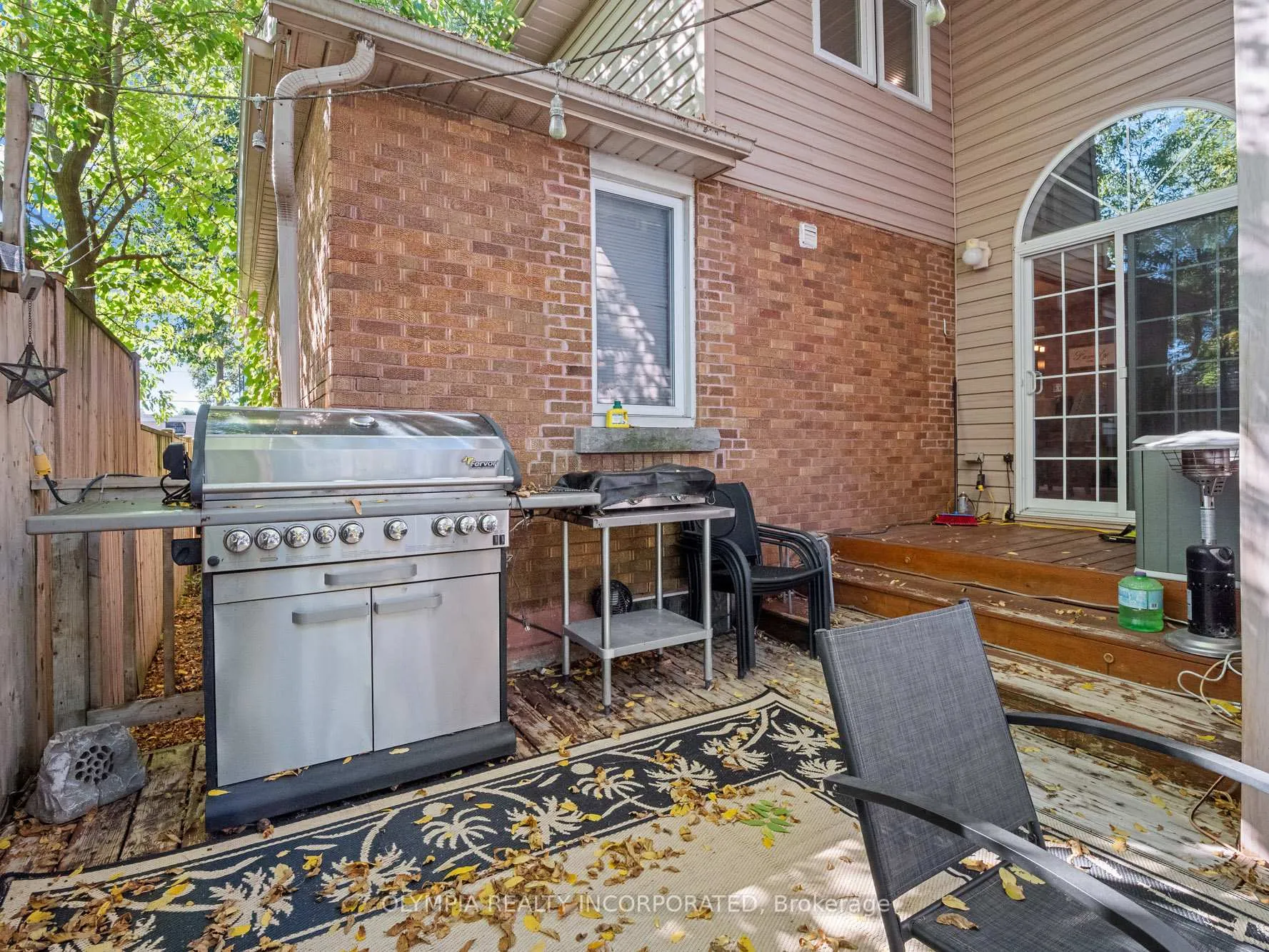Photo 28 of 6155 Valley Way, Niagara Falls, Cherrywood — HOMEH