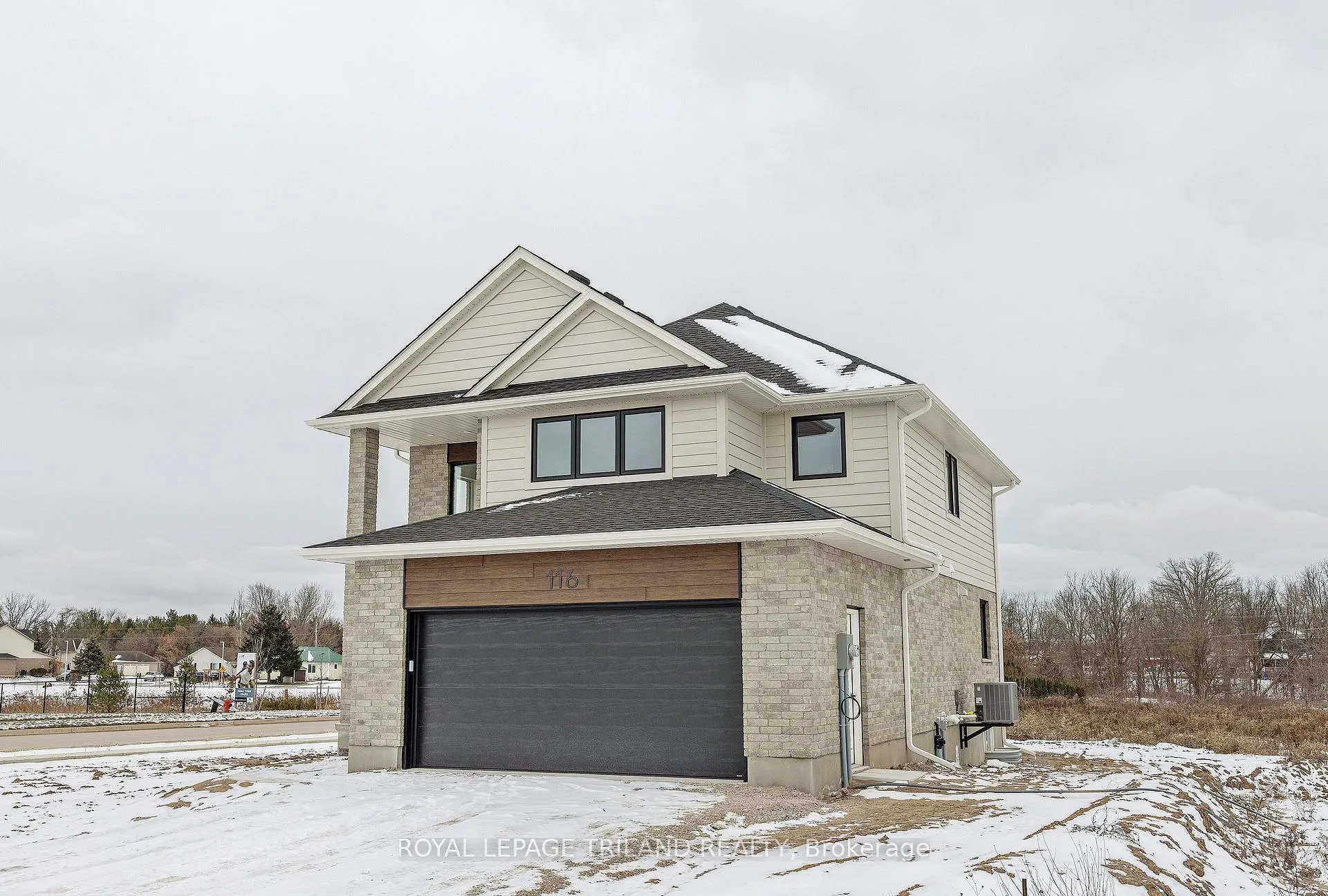 Photo 3 of 116 Aspen Parkway, Aylmer — HOMEH