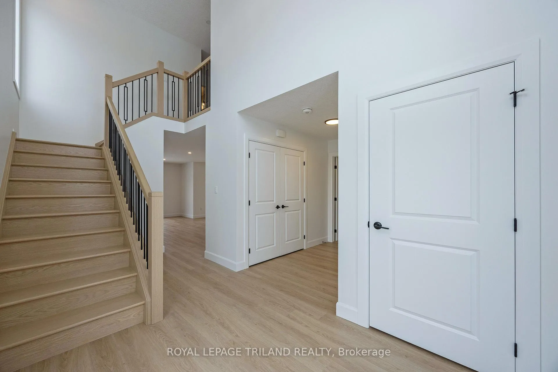 Photo 9 of 116 Aspen Parkway, Aylmer — HOMEH
