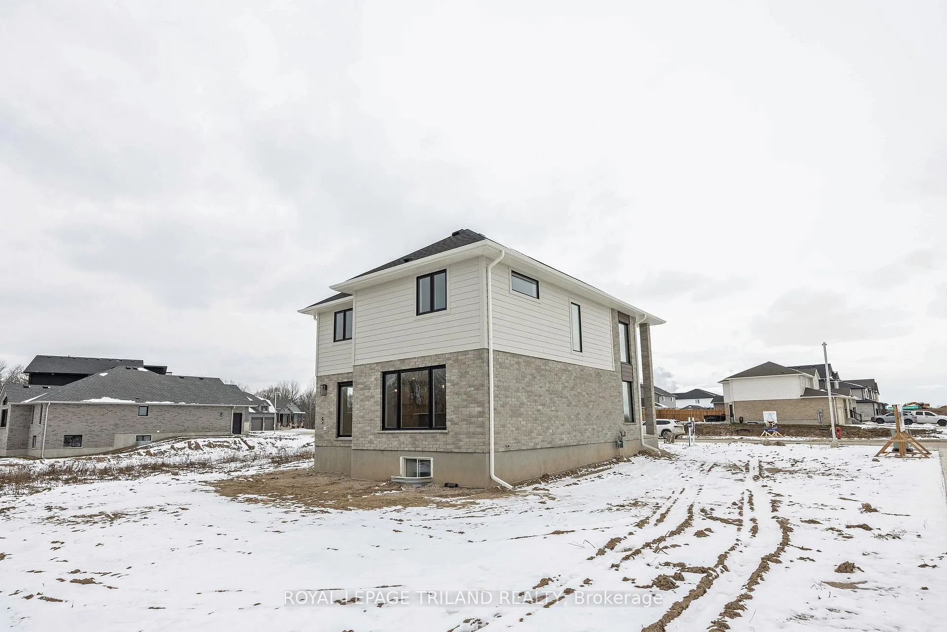 Photo 43 of 116 Aspen Parkway, Aylmer — HOMEH